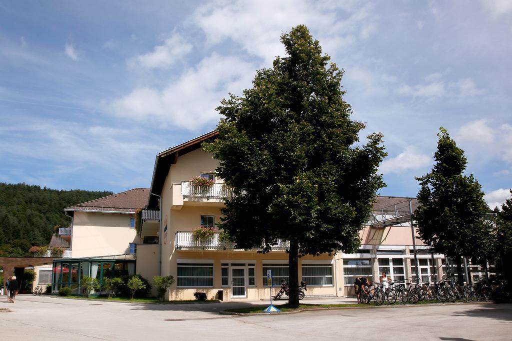 Sonnenhotel Hafnersee Keutschach am See Bagian luar foto